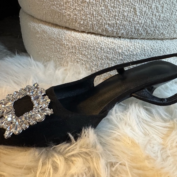 SHEIN Black Heels with Crystal Accents - Picture 2 of 4